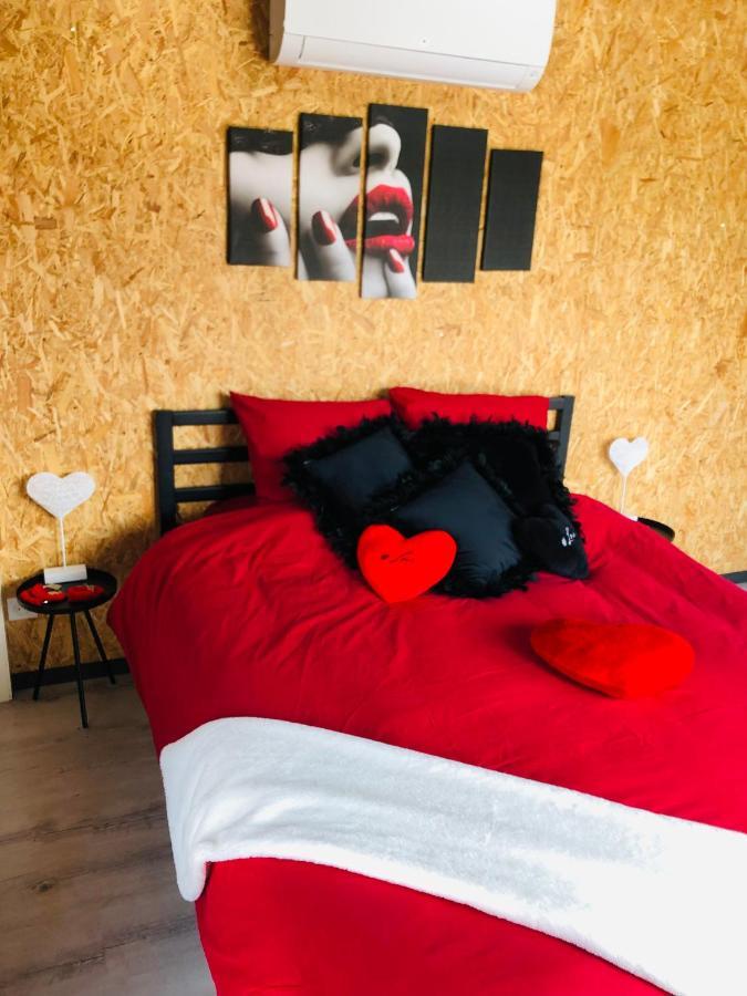 Mini Love Room Jacuzzi Privatif Urimenil Exteriér fotografie