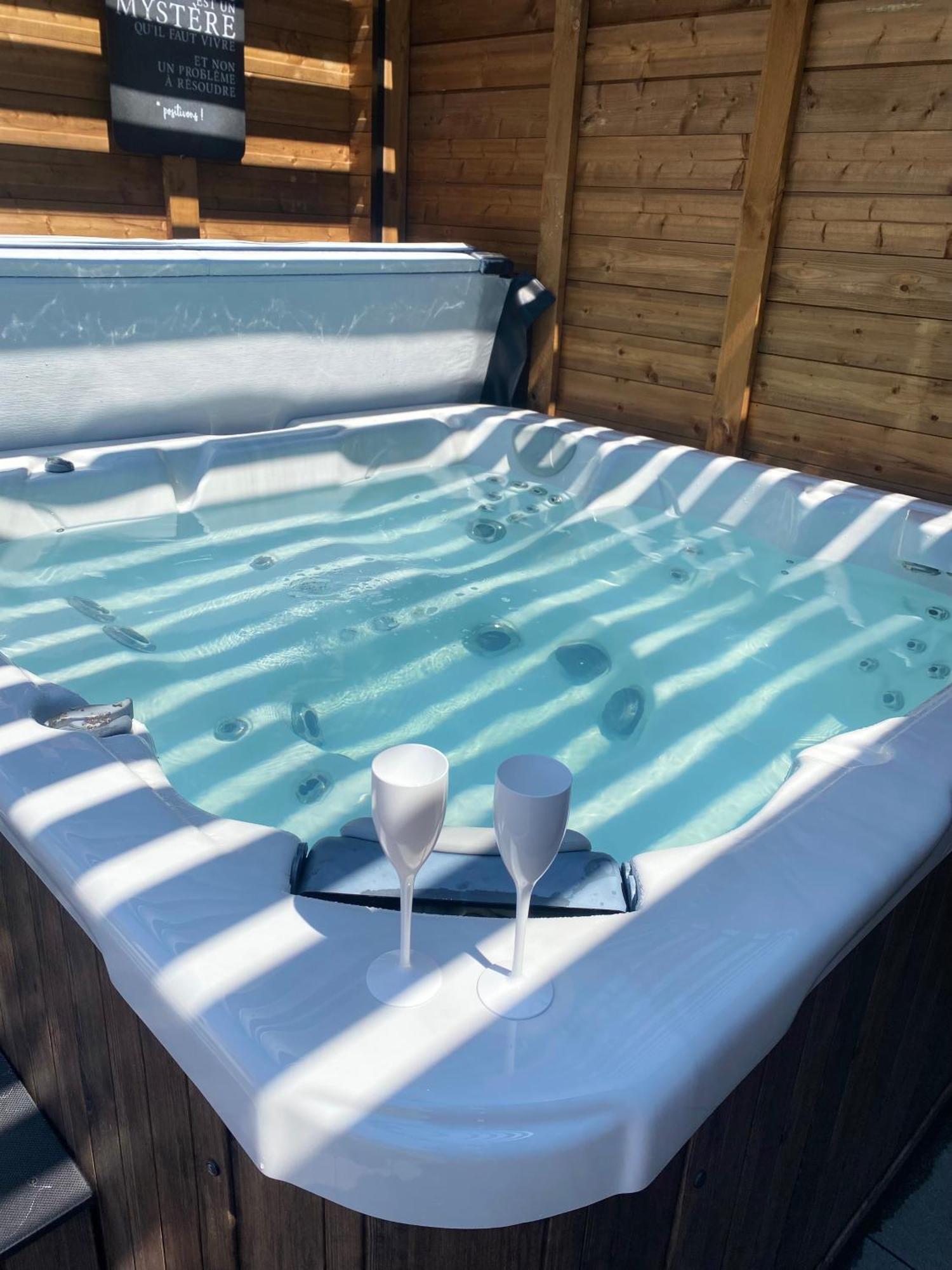 Mini Love Room Jacuzzi Privatif Urimenil Exteriér fotografie